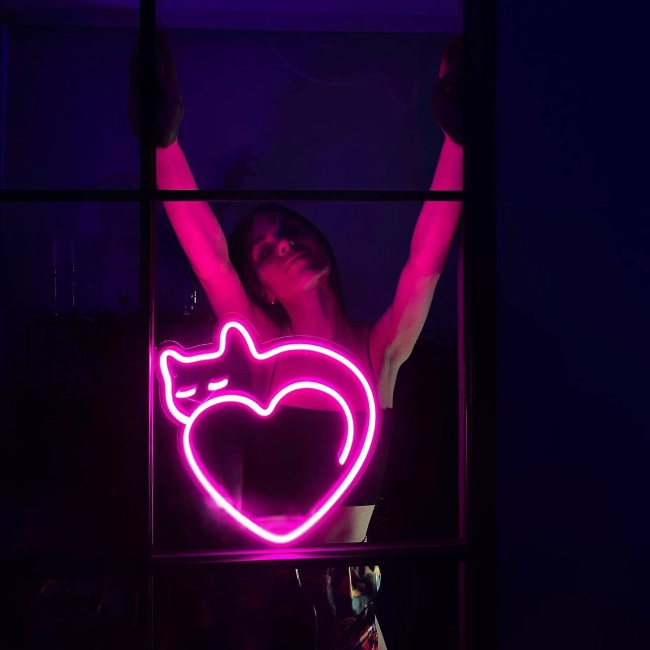CAT 🐈 LED NEON SIGN